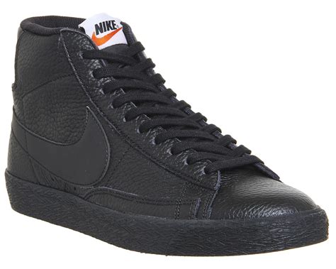 nike blazer mid zwart|nike blazer mid black shoes.